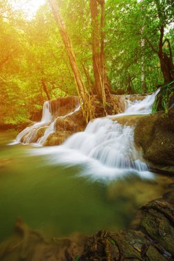 Seviye 7 Khuean Srinagarindra Nati Huay Mae Kamin şelale