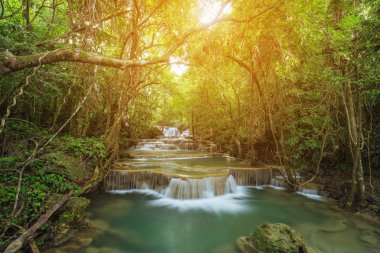 Düzey 1 Khuean Srinagarindra Nati Huay Mae Kamin şelale