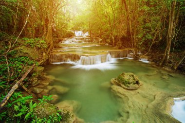 Düzey 1 Khuean Srinagarindra Nati Huay Mae Kamin şelale