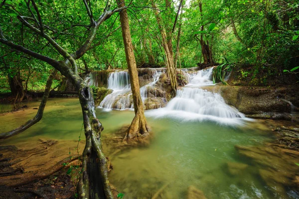 Seviye 7 Khuean Srinagarindra Nati Huay Mae Kamin şelale