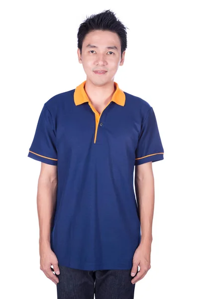Muž v modré polo tričko izolovaných na bílém pozadí — Stock fotografie