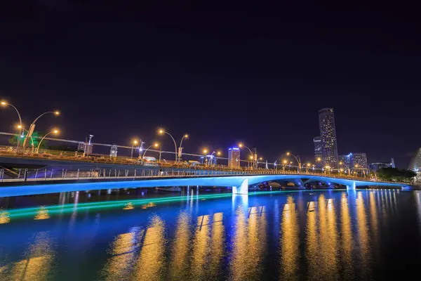 Ιωβηλαίο γέφυρα της Σιγκαπούρης, το βράδυ — Φωτογραφία Αρχείου