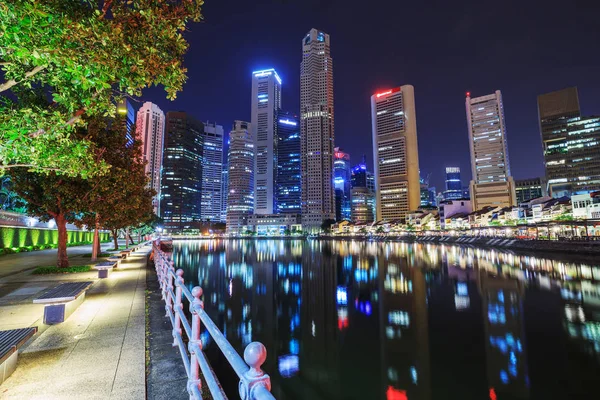 Vue sur le paysage urbain de Singapour — Photo