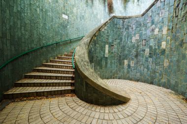 Fort Canning Parkı, Singapor, yeraltı geçidi merdiven