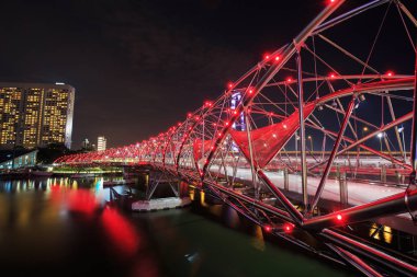 Singapur şehir Helix Bridge'de
