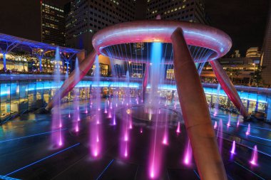 Servet çeşme ışık göstermek, içinde ünlü yerdir 