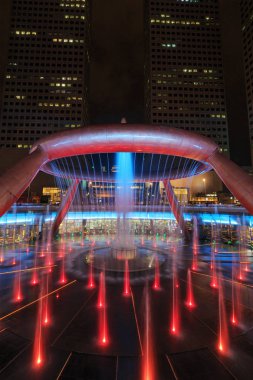 Servet çeşme ışık göstermek, içinde ünlü yerdir 