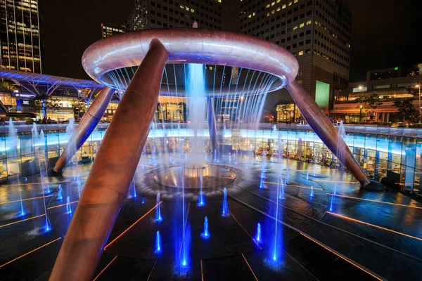 Servet çeşme ışık göstermek, içinde ünlü yerdir 