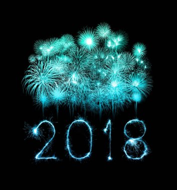 Mutlu yeni yıl 2018 gece Sparkle havai fişek ile