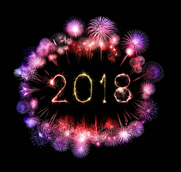 Mutlu yeni yıl 2018 gece Sparkle havai fişek ile