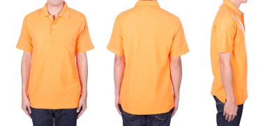 Beyaz arka planda turuncu tişörtlü adam.