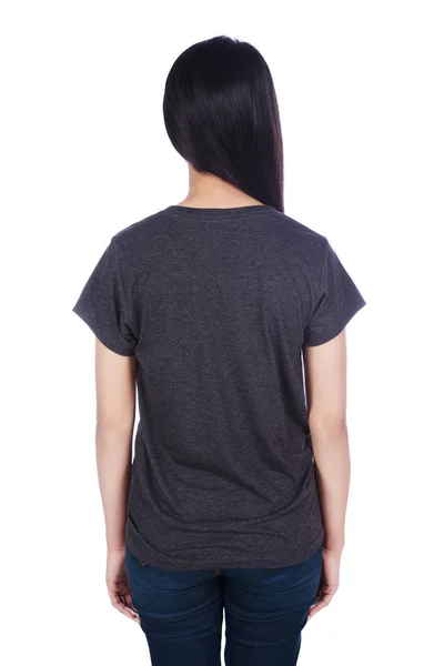 Žena v tričku izolovaných na bílém pozadí — Stock fotografie