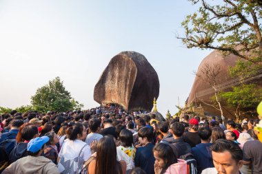 kimliği belirsiz kişi ibadet Buda'nın ayak izi seyahat