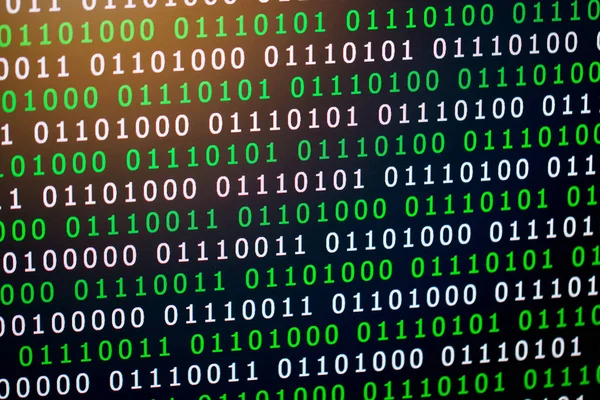 İkili kod yeşil mavi dijital renk siyah arka plan üzerine 