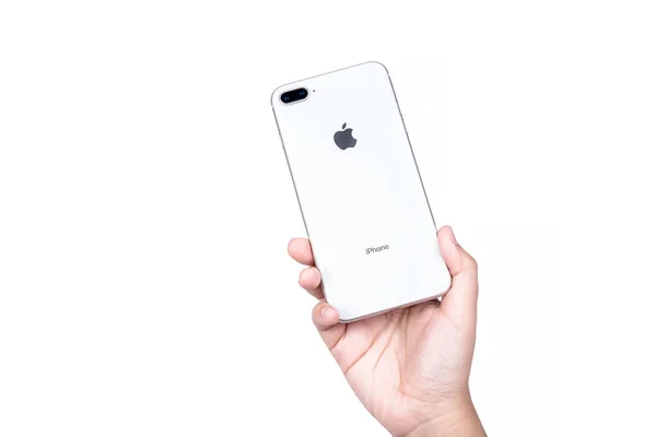 Bangkok, Tayland - Kasım 19, 2017:Brand yeni nesil Apple iPhone 8 artı kutusu beyaz arka plan üzerinde izole et. iPhone Smartphone dünyanın en popüler.