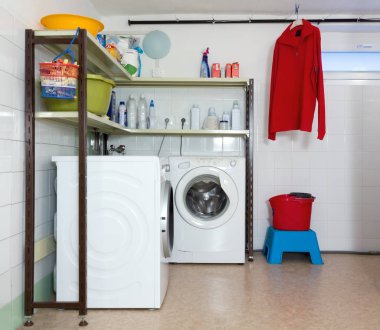 Eve çamaşır odası