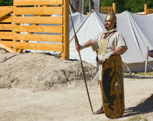 Ancient Soldier Guarding the Encampment — Stock Photo, Image