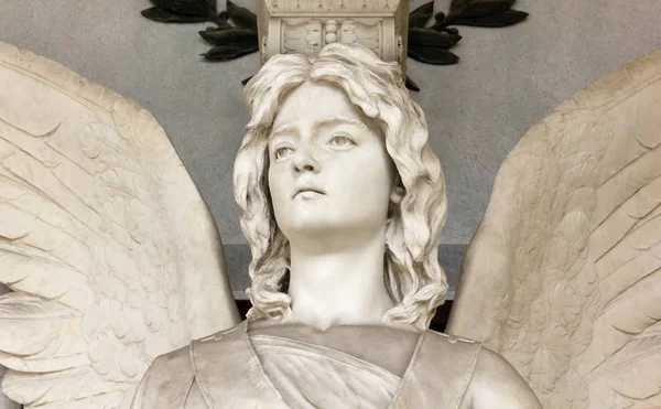 Marble Statue of an Angel — Stock Photo, Image