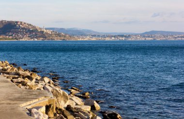 Kışın Trieste manzarası