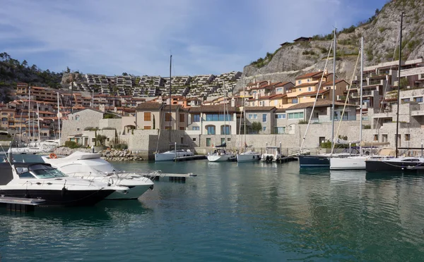 Bateaux de luxe à Portopiccolo près de Trieste — Photo