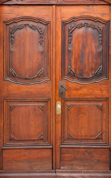 Elegante Porta Ingresso Legno Edificio Storico — Foto Stock