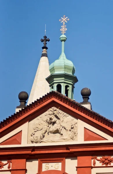 Bazilika svatého Jiří. Praha, Česká republika — Stock fotografie