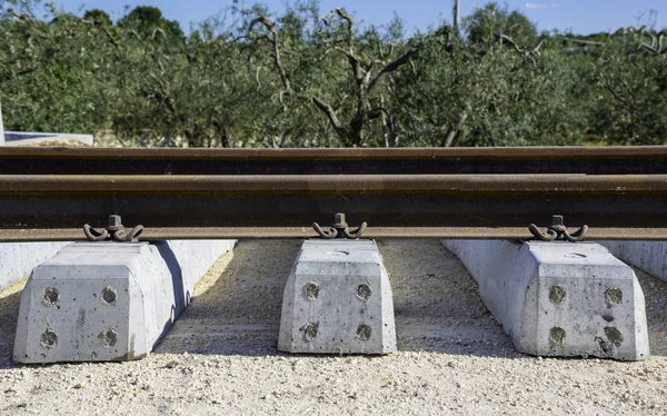 Rails, sleepers and mounting nuts close up — Stock Photo, Image