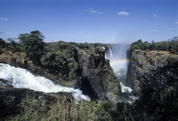 Raimbow on the Victoria falls, zimbabwe, Africa — Stock Photo, Image