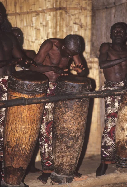 Zulu kabile dans
