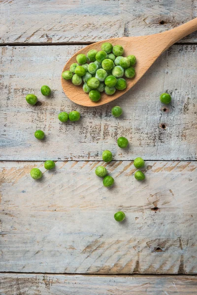 Färska frysta ärter. — Stockfoto