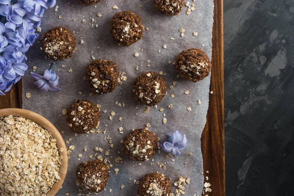 Healthy organic energy granola balls