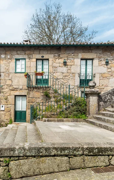 Typische gevel een oud huis in de buurt van Ponte de Lima — Stockfoto