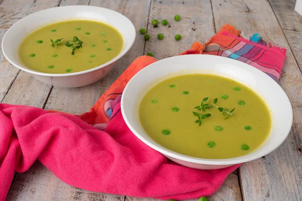 Fresh Green Pea Soup Pea Seeds Cream Soup Green Peas — Stock Photo, Image