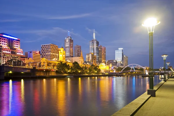 Melbourne Skyline at Light — стоковое фото