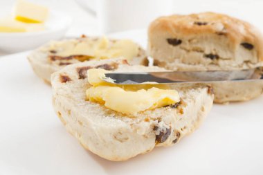 Tarihi çörekler ve tereyağı