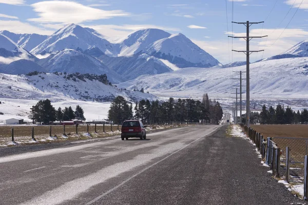 West Coast Road op Castle Hill, Canterbury, Nieuw-Zeeland in de Winter — Stockfoto