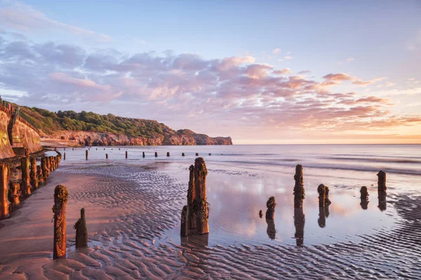 Sunrise Sandsend, Whitby, North Yorkshire İngiltere'de