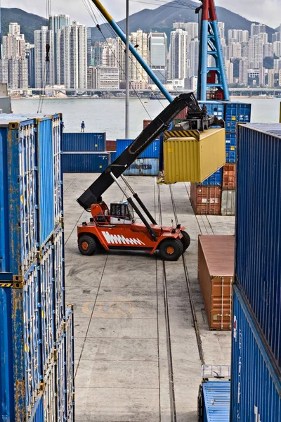 Container Handling, Hong Kong — Stockfoto