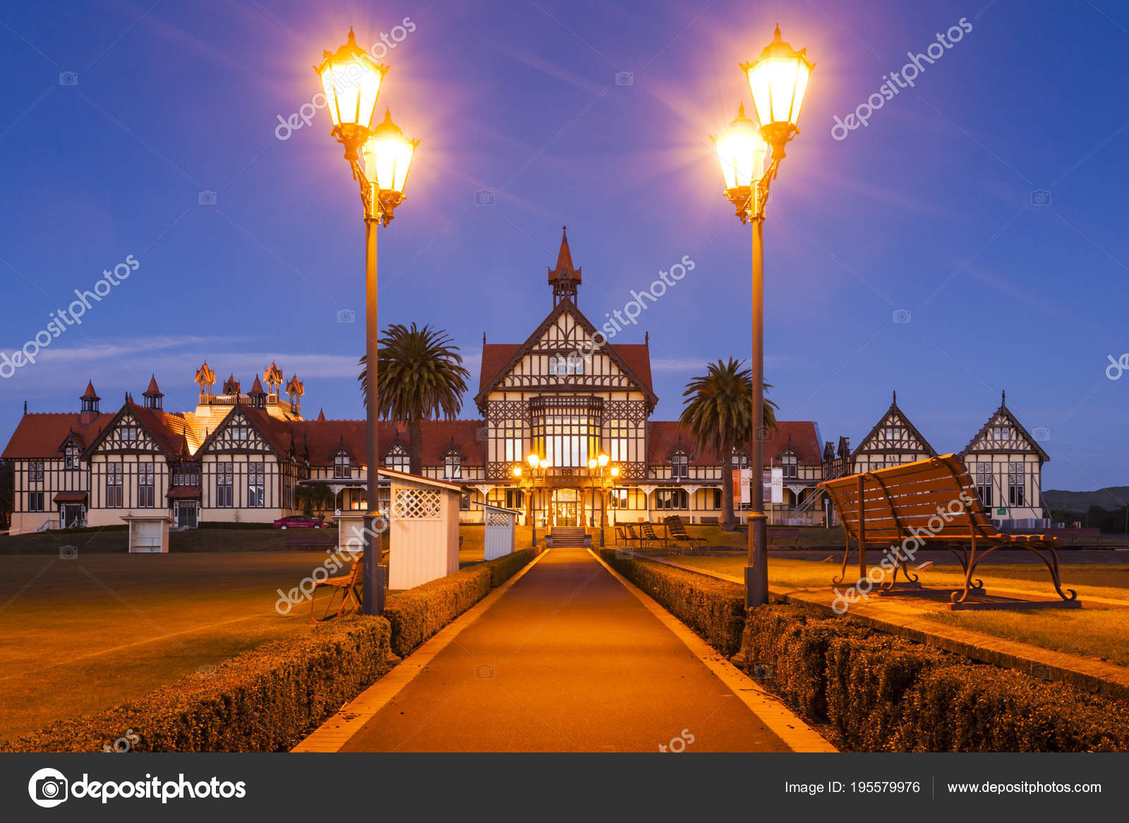 Rotorua Bath House Illuminated Twilight New Zealand ⬇ Stock Photo ...