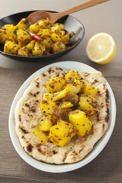 Картопля Бомбей Індійська кухня — стокове фото