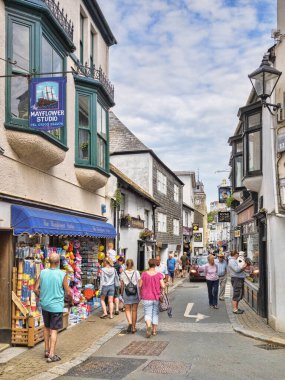 Looe 'dan alışveriş, Cornwall, Uk