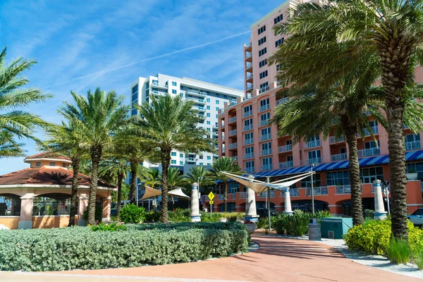 Clearwater Beach Florida Januari 2020 Gulfview Blvd Vakantiegangers Genieten Het — Stockfoto