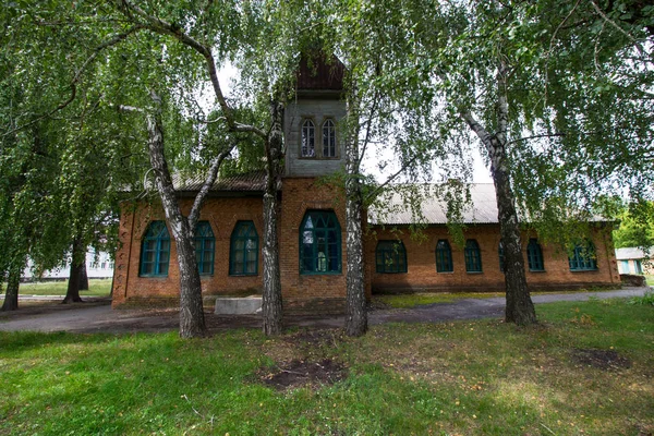 Mokiivka Regione Poltava Ucraina Agosto 2019 Vecchia Scuola Nel Centro — Foto Stock