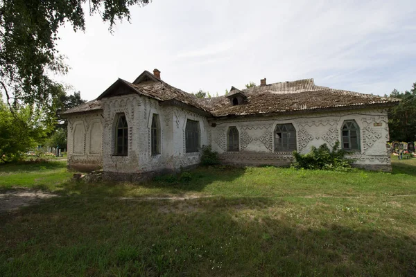 Pisky Oekraïne Augustus 2019 Old School Het Centrum Van Stad — Stockfoto