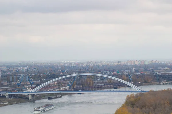 布拉迪斯拉发 斯洛伐克 2019年11月18日 布拉迪斯拉发多瑙河 — 图库照片