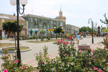 Berdyansk, Ukrayna - 19 Temmuz 2018: Berdyansk ana yaya sokağı