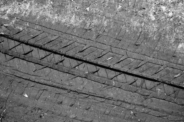 Çatlaklar 4 yeryüzünde