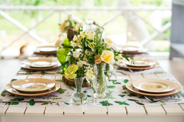 Photo Outdoor Restaurant Table Setting — Stock Photo, Image