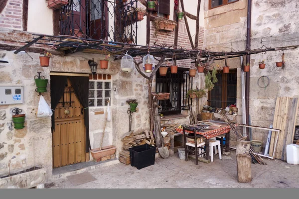 Poza de la Sal, Burgos 'un kuzeyinde Las Merindades, Castilla y Leon. Felix Rodriguez de la Fuente köyü. İspanya