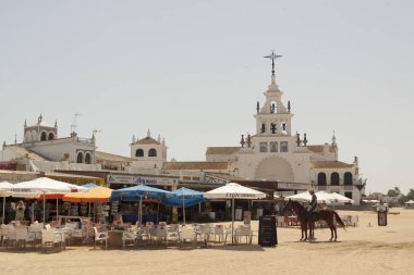 El Rocio Hermitage. Kilise bakire El Rocio Almonte, ile ilgili bu madde, Endülüs, İspanya'nın kırsal ev